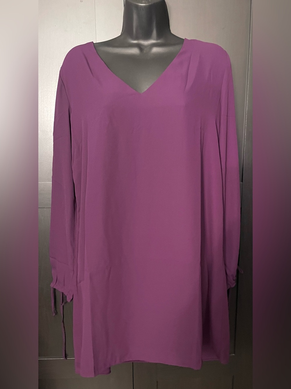 Three Eighty Two ~ V-Neck Long Sleeve Purple Mini Shift Dress NWT - Medium